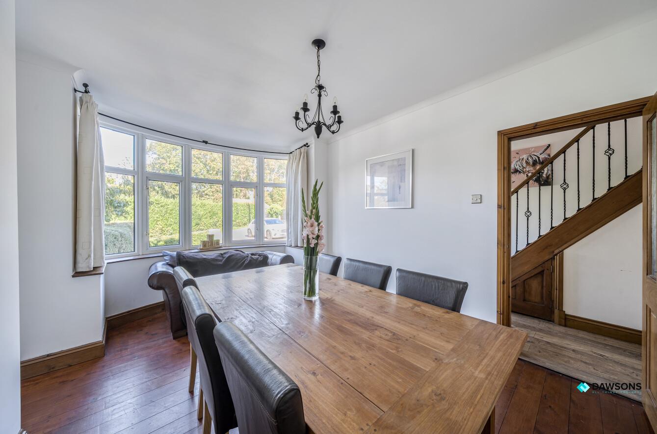 Portway, Bishopston, Swansea, SA3 3JR